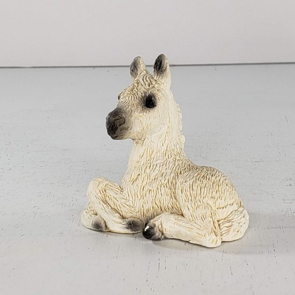 Stone Critters Foal Baby Horse Figurine Lying Down 1989 - Picture 2 of 8